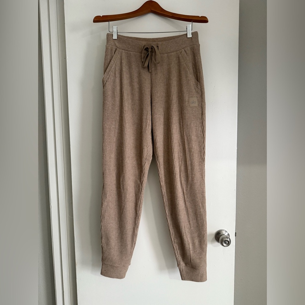 ALO Muse Sweatpants